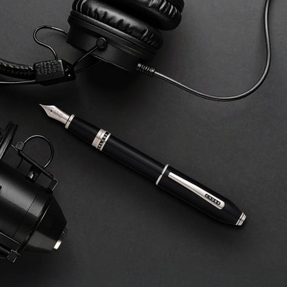 Cross Peerless 125 Obsidian Black Lacquer Fountain Pen (M nib)