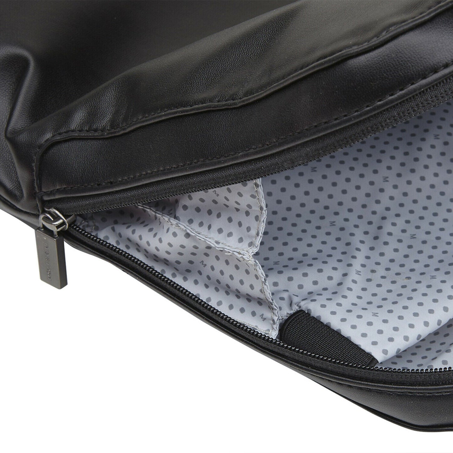 Moleskine Classic Vertical Black Device Bag